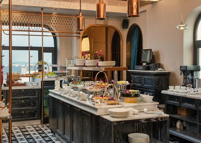 Peridot Gallery Classic Hotel Hanoi