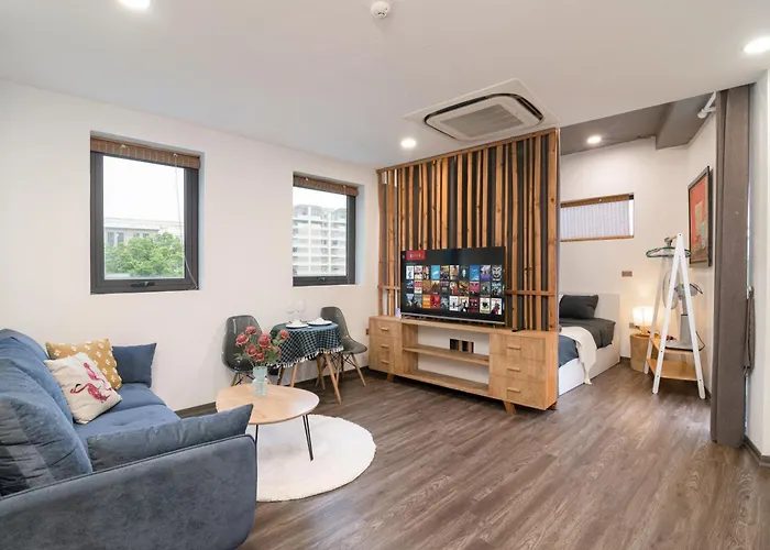 6 Le Thanh Tong Building Hà Nội