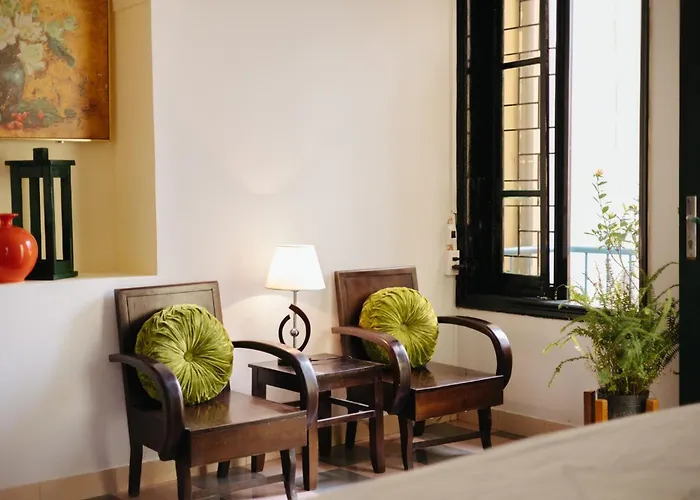 Homestay And Eggcoffee Central Hanoi Old Quarter