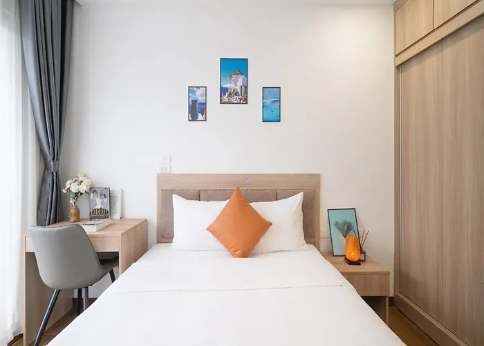 Luxe Paradise Hotel Truc Bach Hanoi