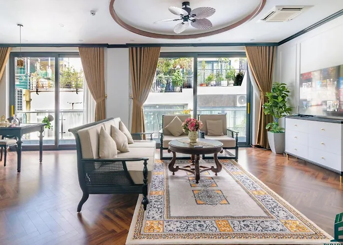 Luxe Paradise Suites Dang Thai Mai Hà Nội
