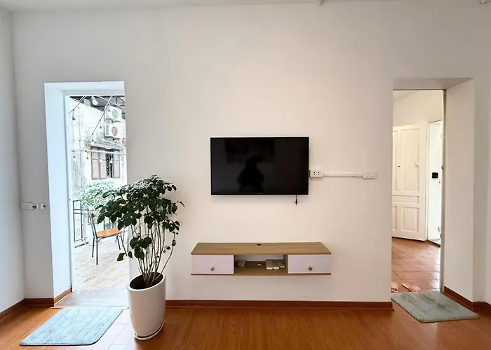 Home4You - Can Ho 1 Ngu Tai Ba Dinh Voi Ban Cong Cuc Chill Hà Nội
