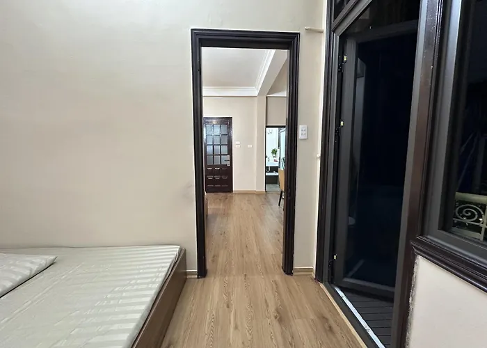 Vietnam Travelers Home 2 With Cozy Private Balcony Hà Nội