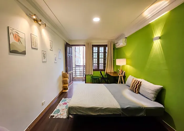 Rainbow Homestay - No 8 Alley 18B Tong Dan Hanoi